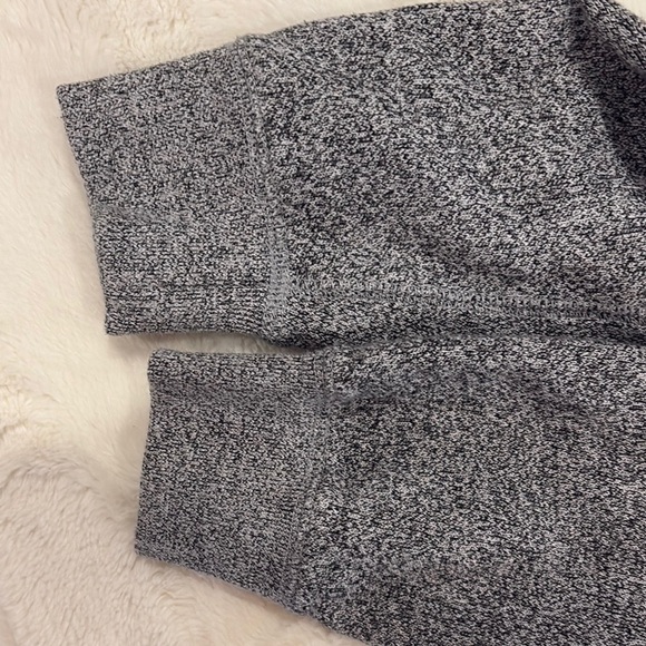 Roots kids Gray Zip-Up Hoodie Sweatshirt size youth Large - new - Picture 10 of 10